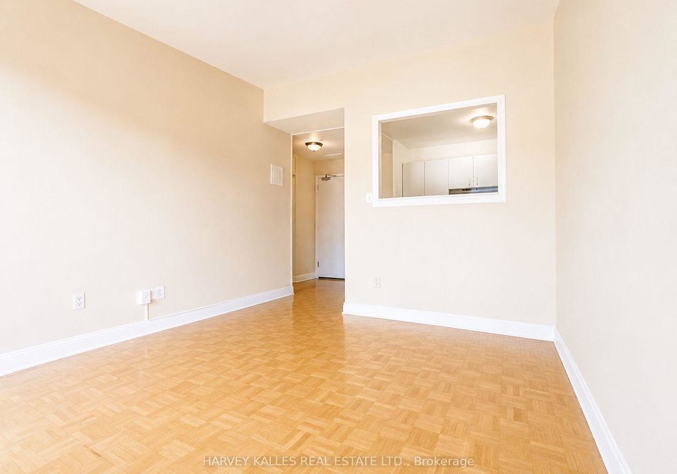 80-blackfriar-avenue-toronto-etobicoke-ontario-w13721896