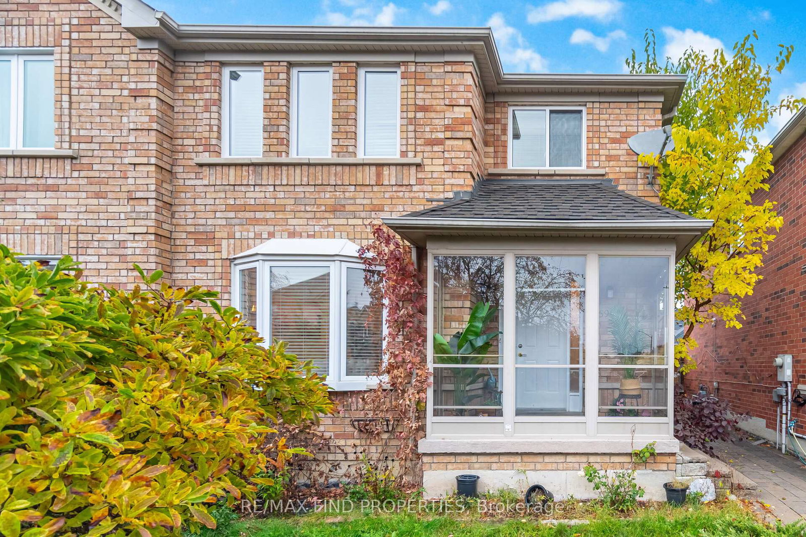 5903-shelford-terrace-mississauga-ontario-w13721946