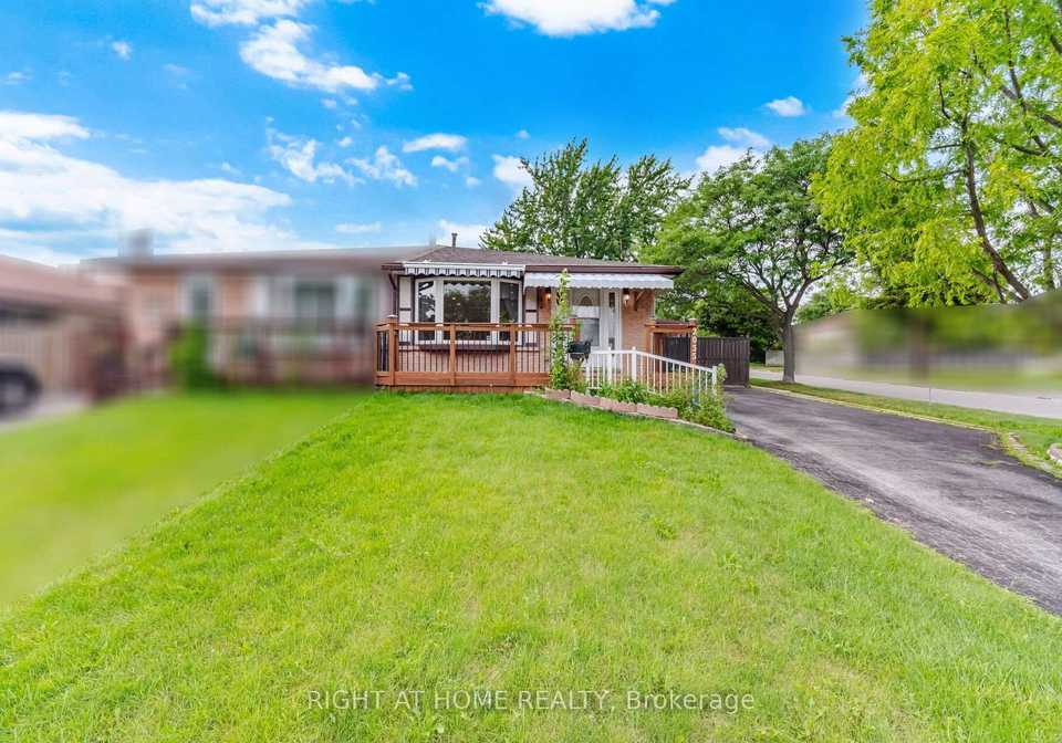 2035-carleton-court-burlington-ontario-w13721966