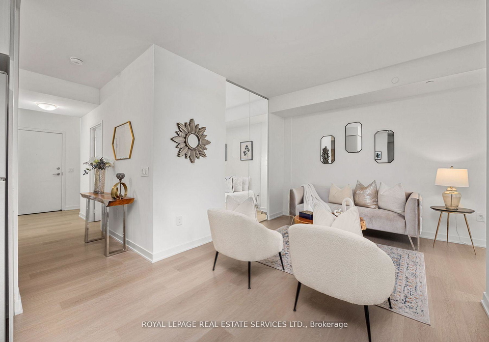 859-the-queensway-toronto-etobicoke-ontario-w13722040