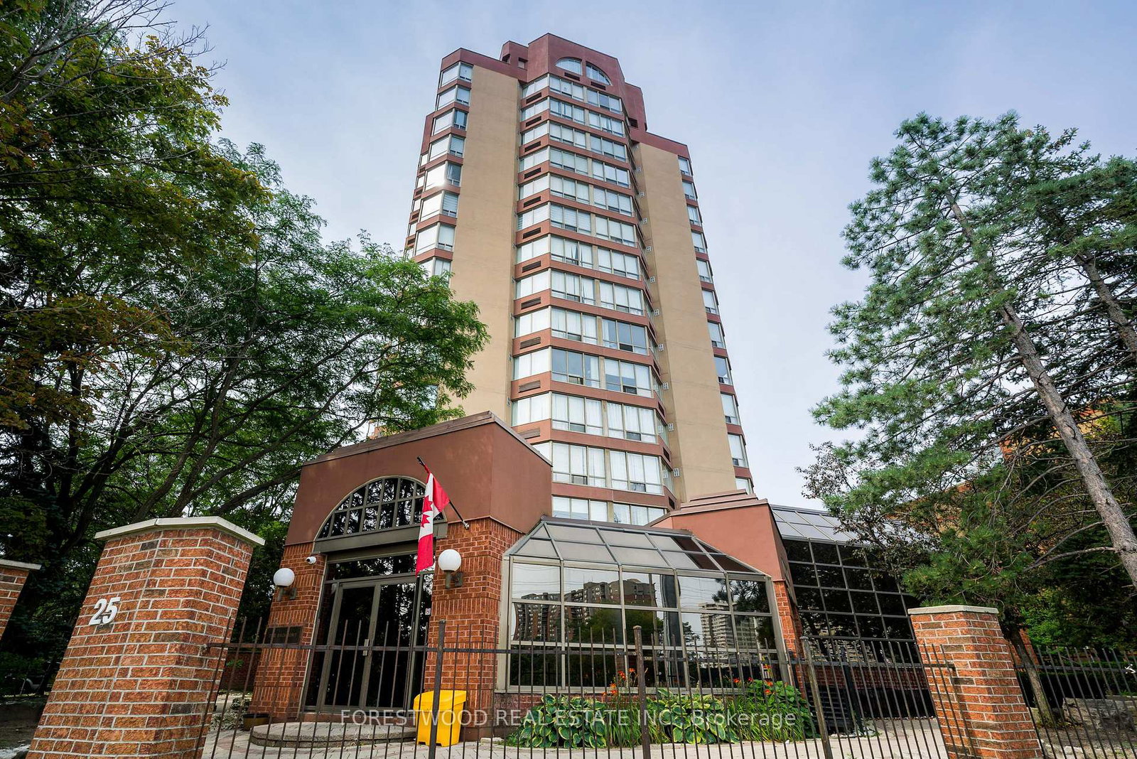 25-fairview-road-w-mississauga-ontario-w13722212