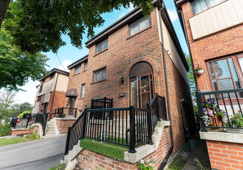69-maple-branch-path-toronto-etobicoke-ontario-w13722272