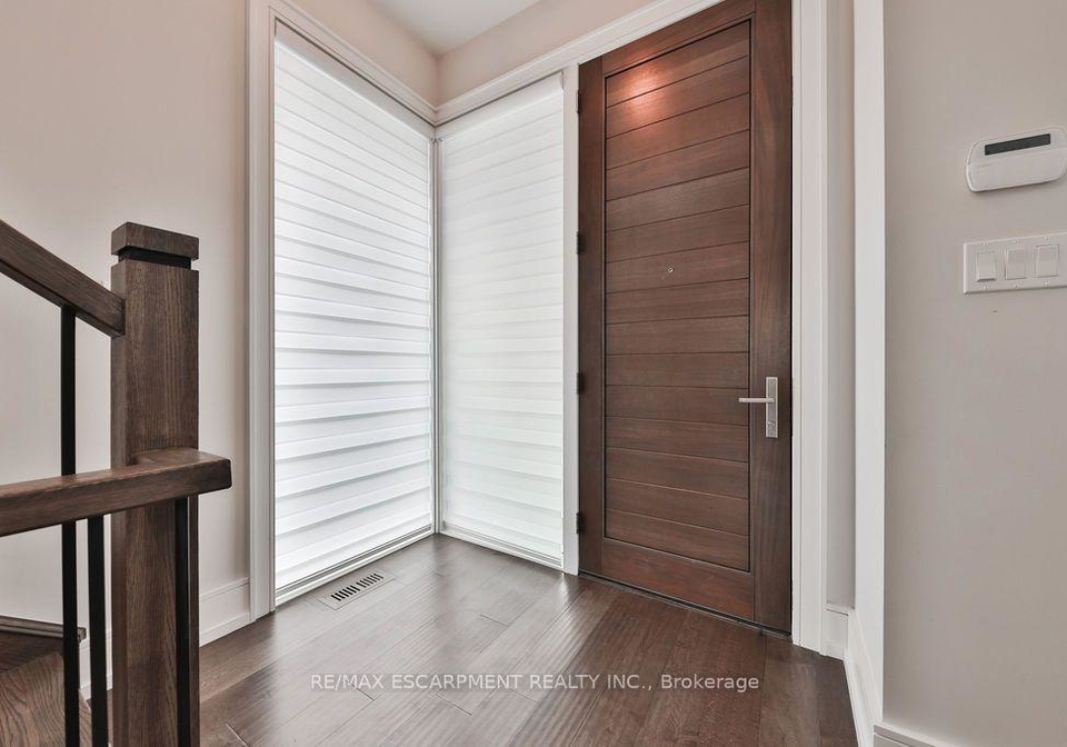 10-maple-grove-drive-oakville-ontario-w13722284