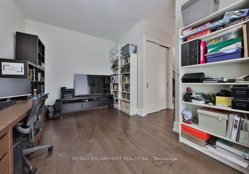 10-maple-grove-drive-oakville-ontario-w13722284