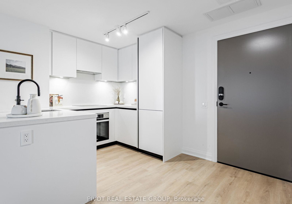 4023-the-exchange-mississauga-ontario-w13722300