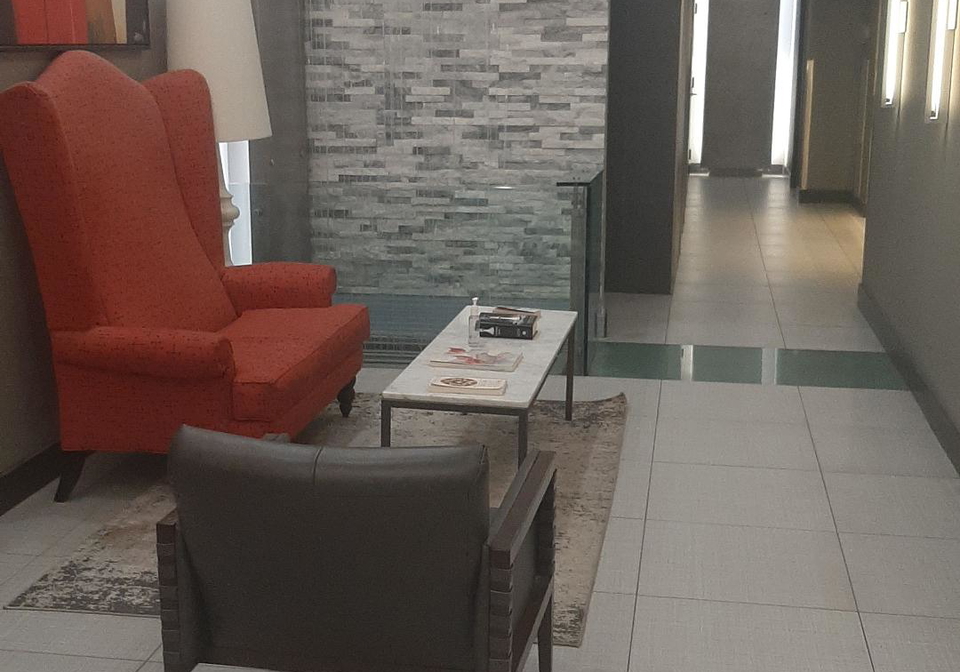 1040-the-queensway-toronto-etobicoke-ontario-w13722402