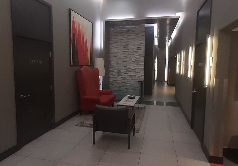 1040-the-queensway-toronto-etobicoke-ontario-w13722402