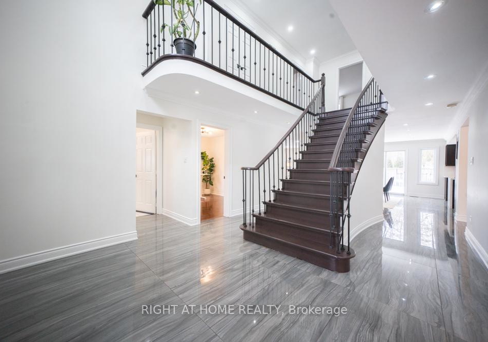 2088-perran-drive-mississauga-ontario-w13722404