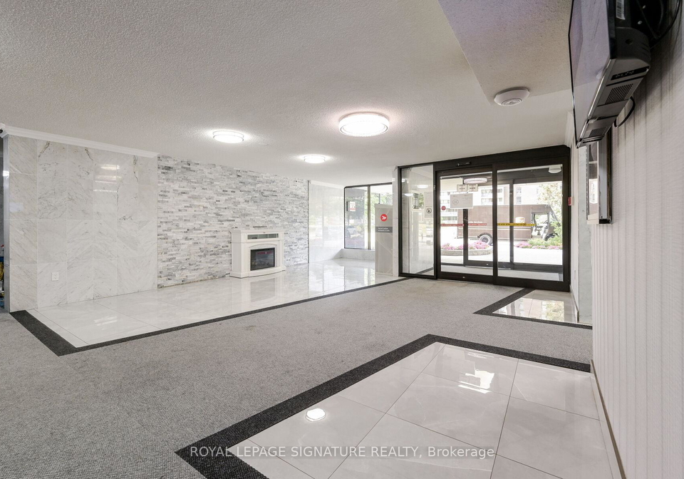 4-kings-cross-road-brampton-ontario-w13722578