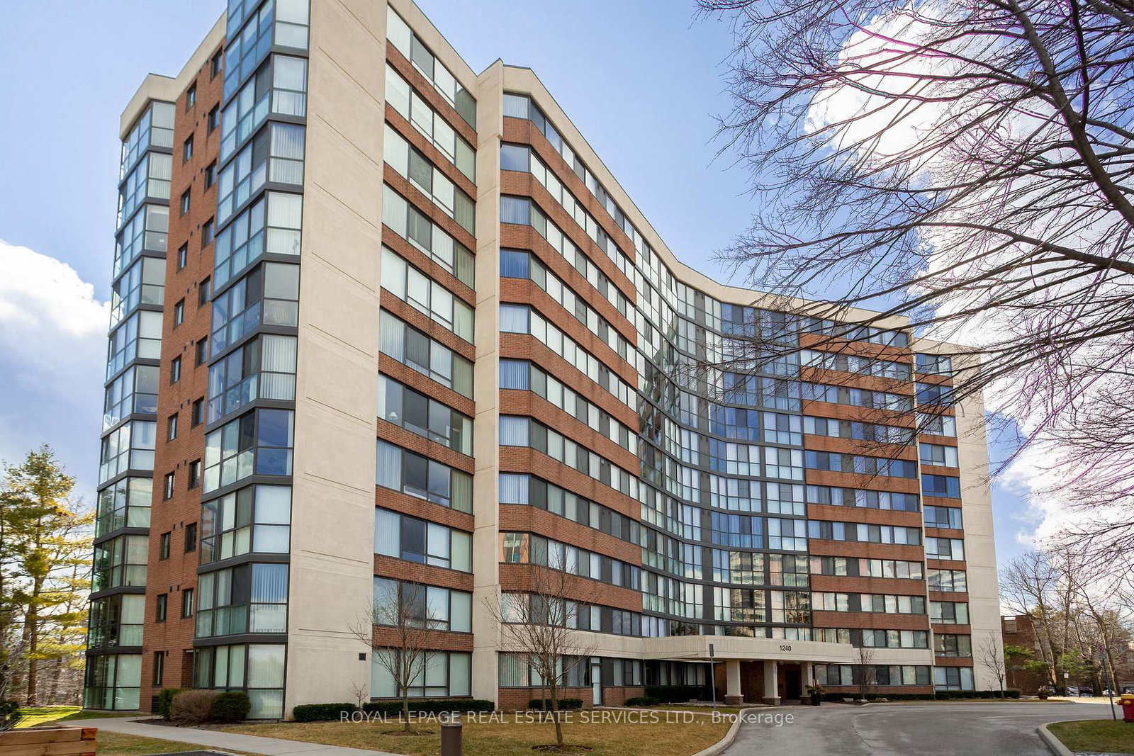 1240-marlborough-court-oakville-ontario-w13722832