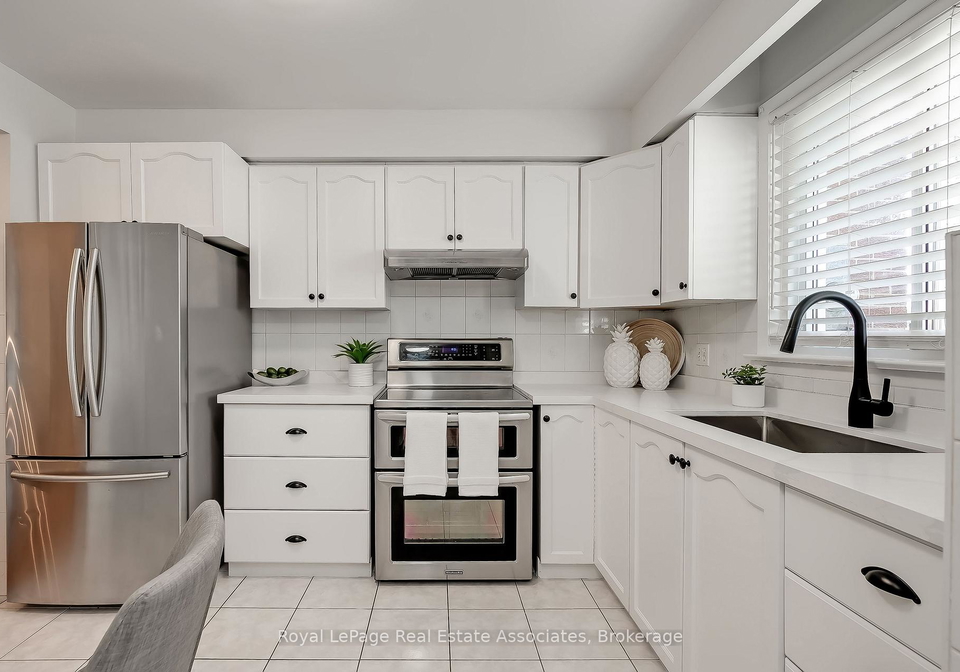 3-centennial-pk-road-toronto-etobicoke-ontario-w13722908