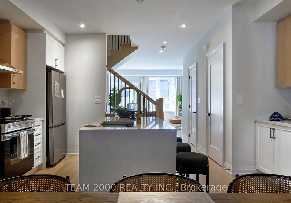 5934-saigon-street-mississauga-ontario-w13723112