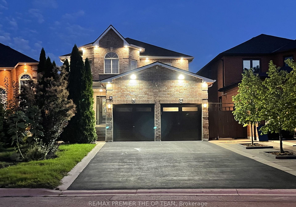 5-southbury-manor-drive-caledon-ontario-w13723136