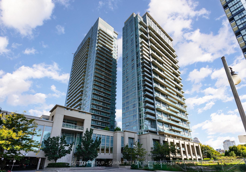 165-legion-road-n-toronto-etobicoke-ontario-w13723138