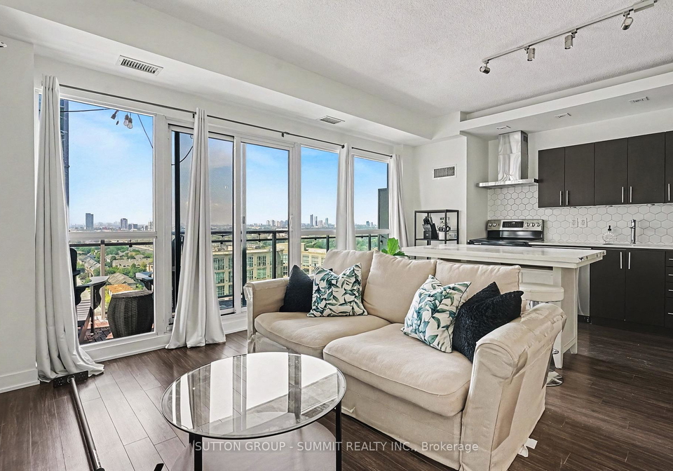 165-legion-road-n-toronto-etobicoke-ontario-w13723138