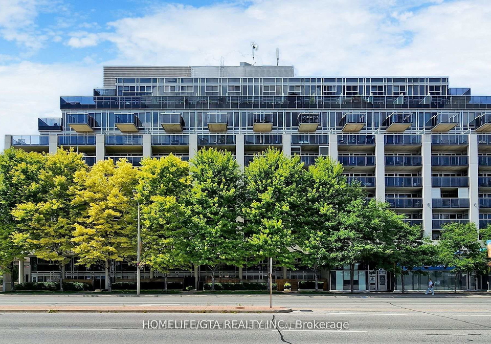 1040-the-queensway-avenue-toronto-etobicoke-ontario-w13723174