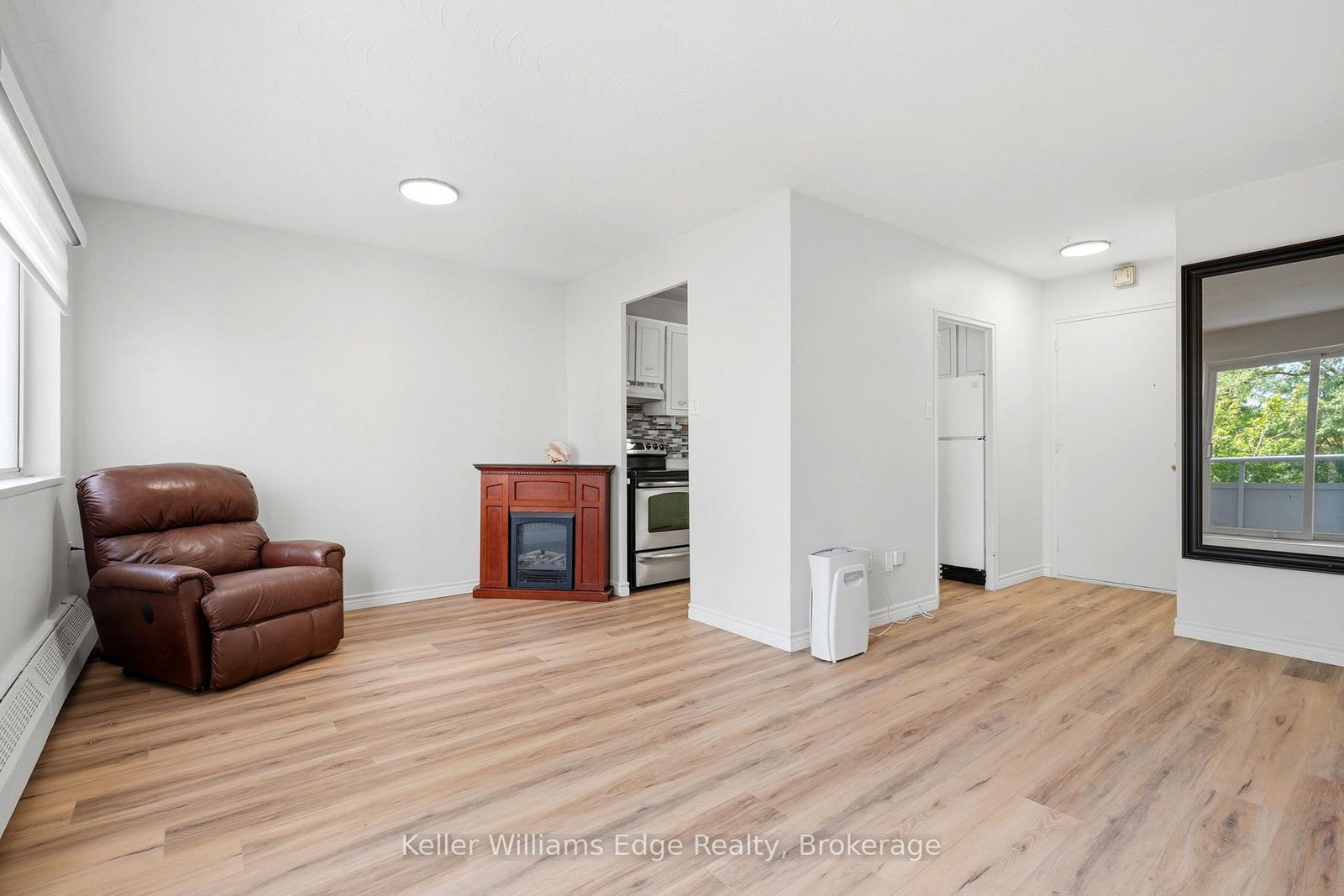 785-browns-line-toronto-etobicoke-ontario-w13723316