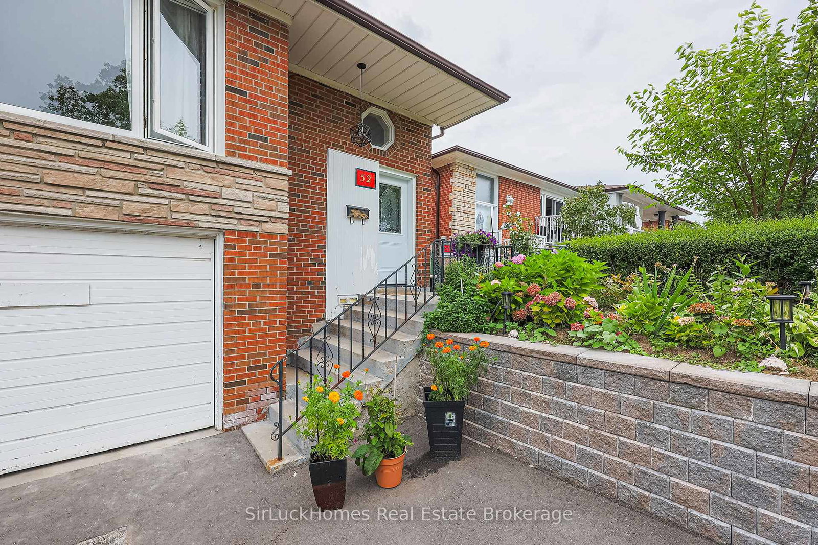 52-dellbrook-crescent-toronto-york-ontario-w13723488