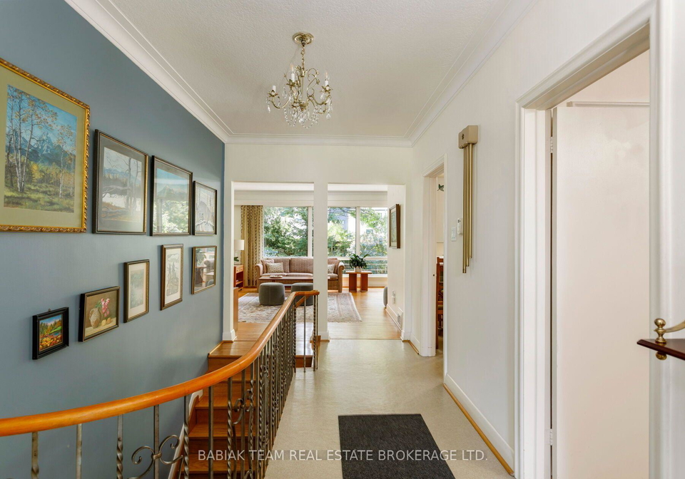4-ivy-lea-crescent-toronto-etobicoke-ontario-w13723626