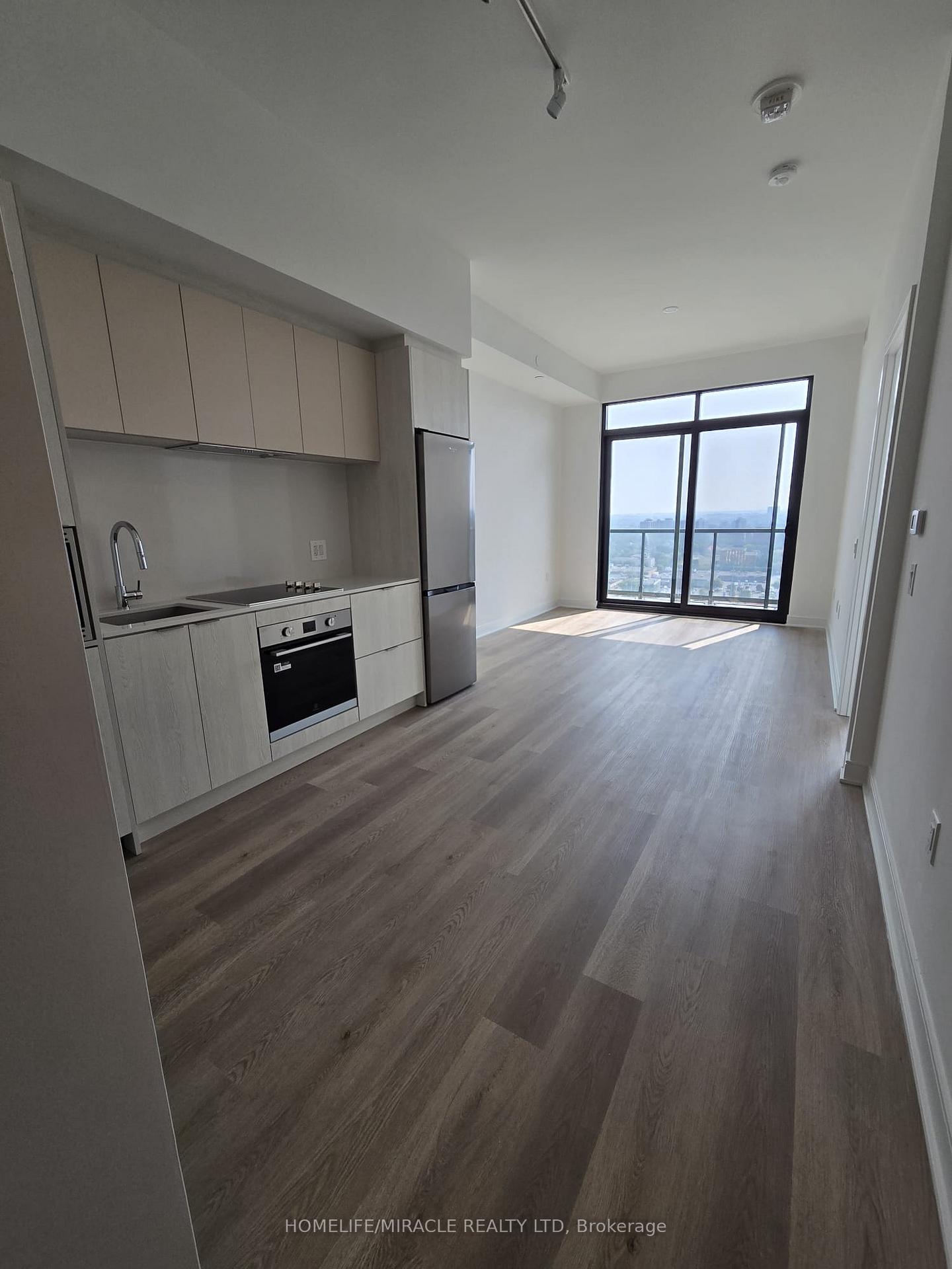 86-dundas-street-e-mississauga-ontario-w13724030