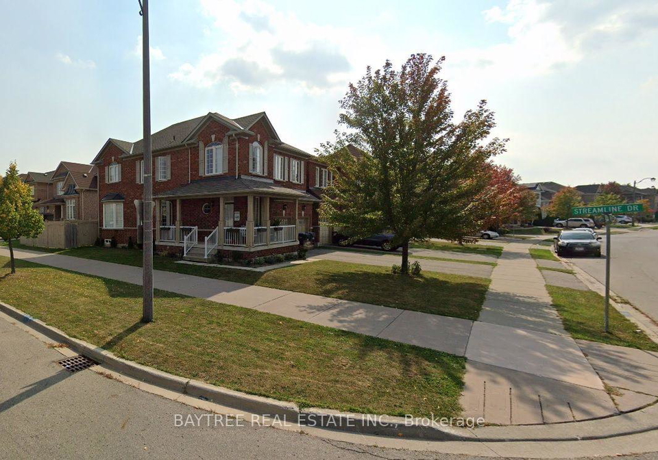 54-streamline-drive-brampton-ontario-w13724064