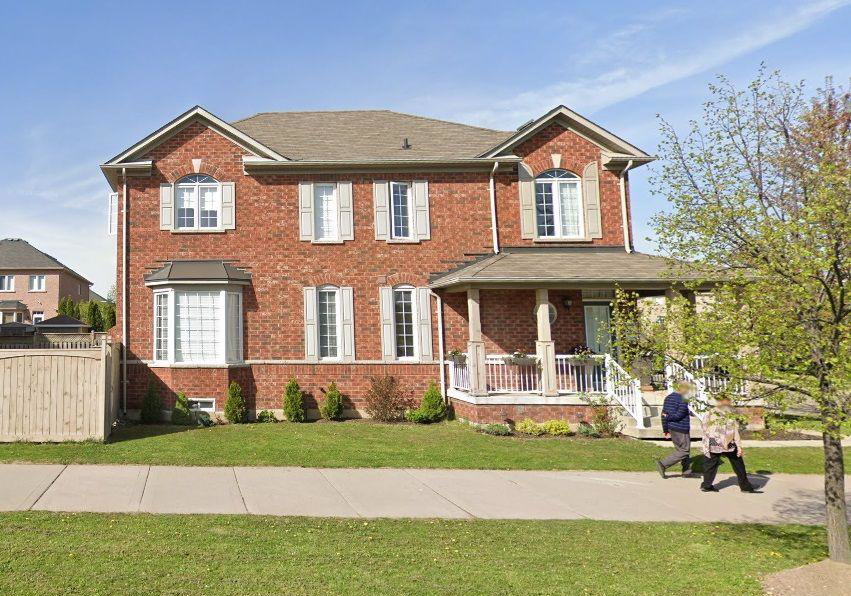 54-streamline-drive-brampton-ontario-w13724064
