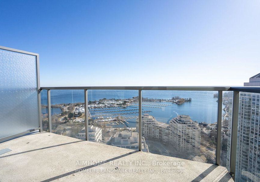 2240-lakeshore-boulevard-w-toronto-etobicoke-ontario-w13724380