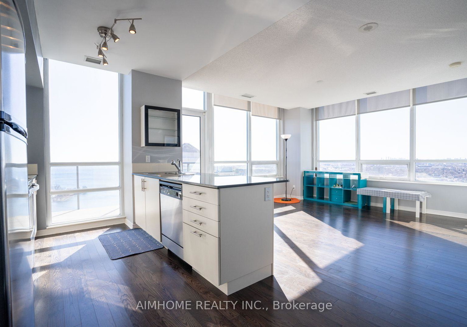 2240-lakeshore-boulevard-w-toronto-etobicoke-ontario-w13724380