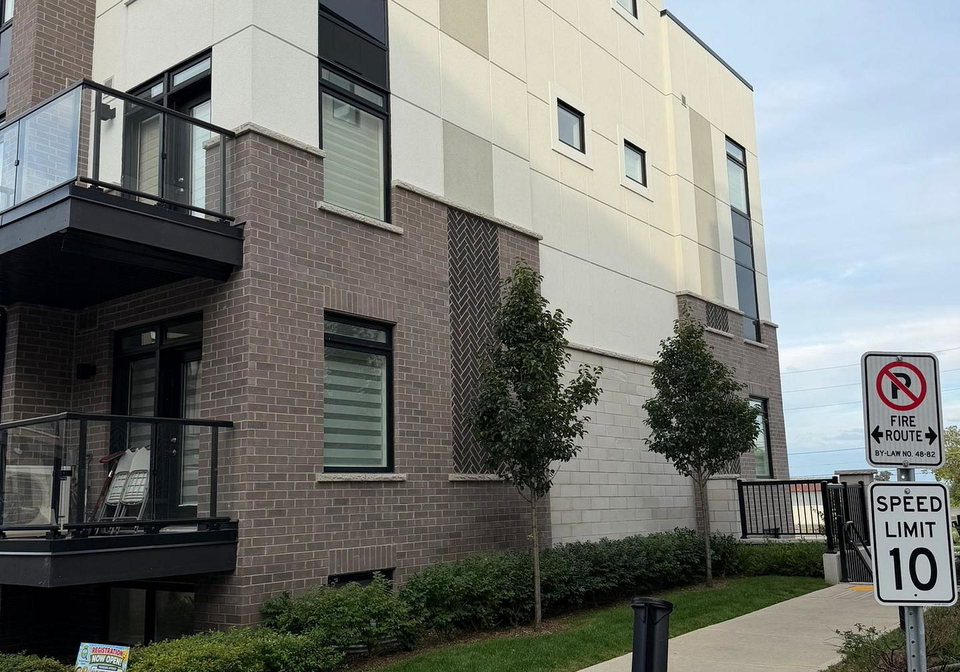 1581-rose-way-milton-ontario-w13724444