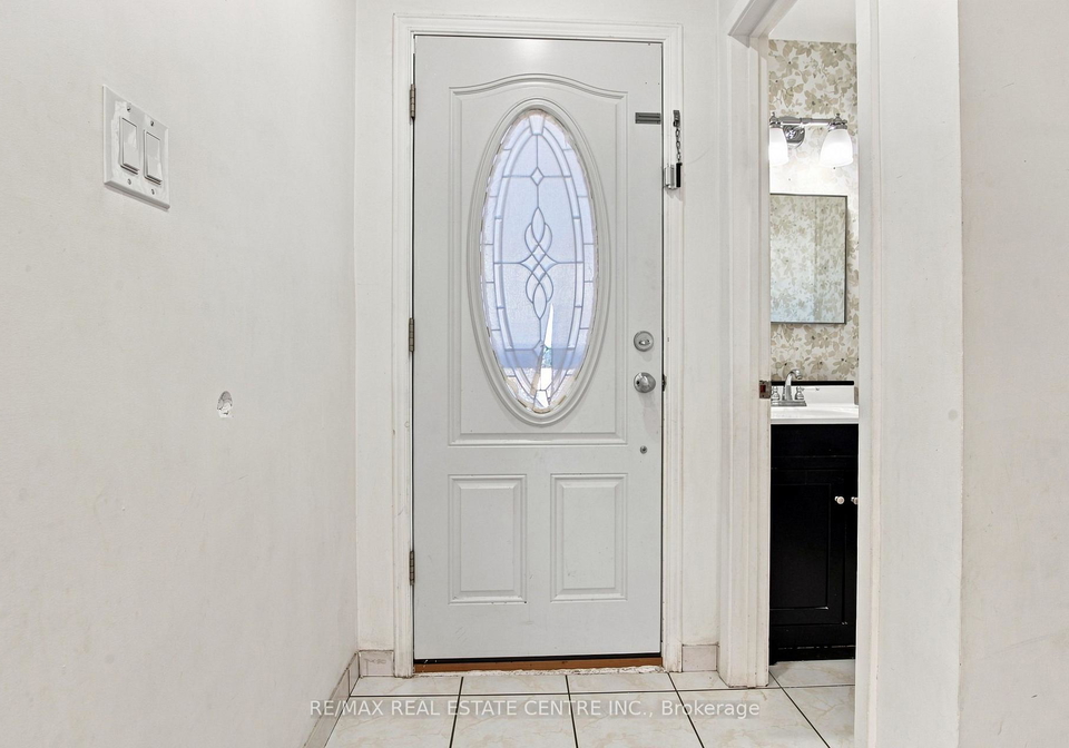 44-franklin-court-brampton-ontario-w13724544
