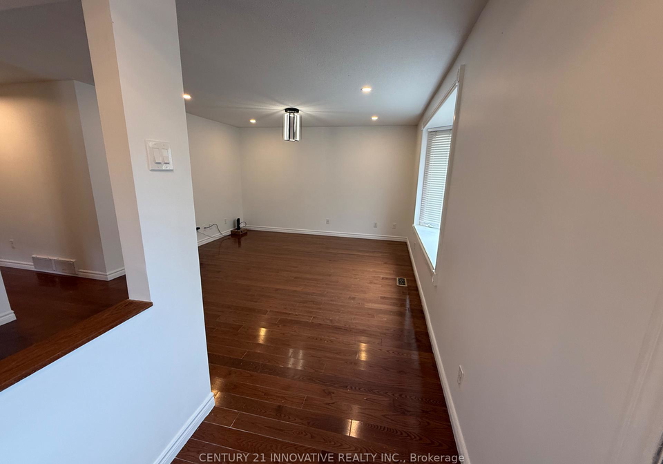 541-chamberlain-road-burlington-ontario-w13724612