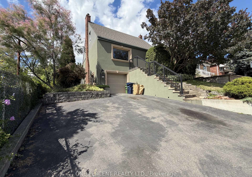 112-yore-road-toronto-north-york-ontario-w13724636