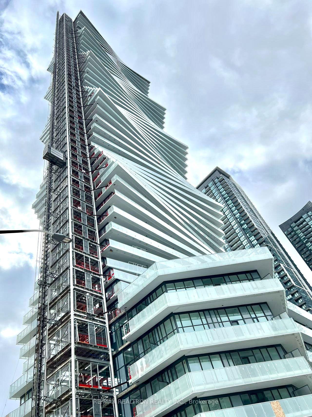 3900-confederation-parkway-mississauga-ontario-w13724690