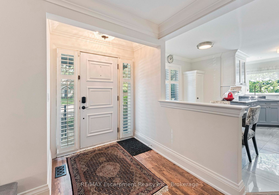 380-watson-avenue-oakville-ontario-w13724754