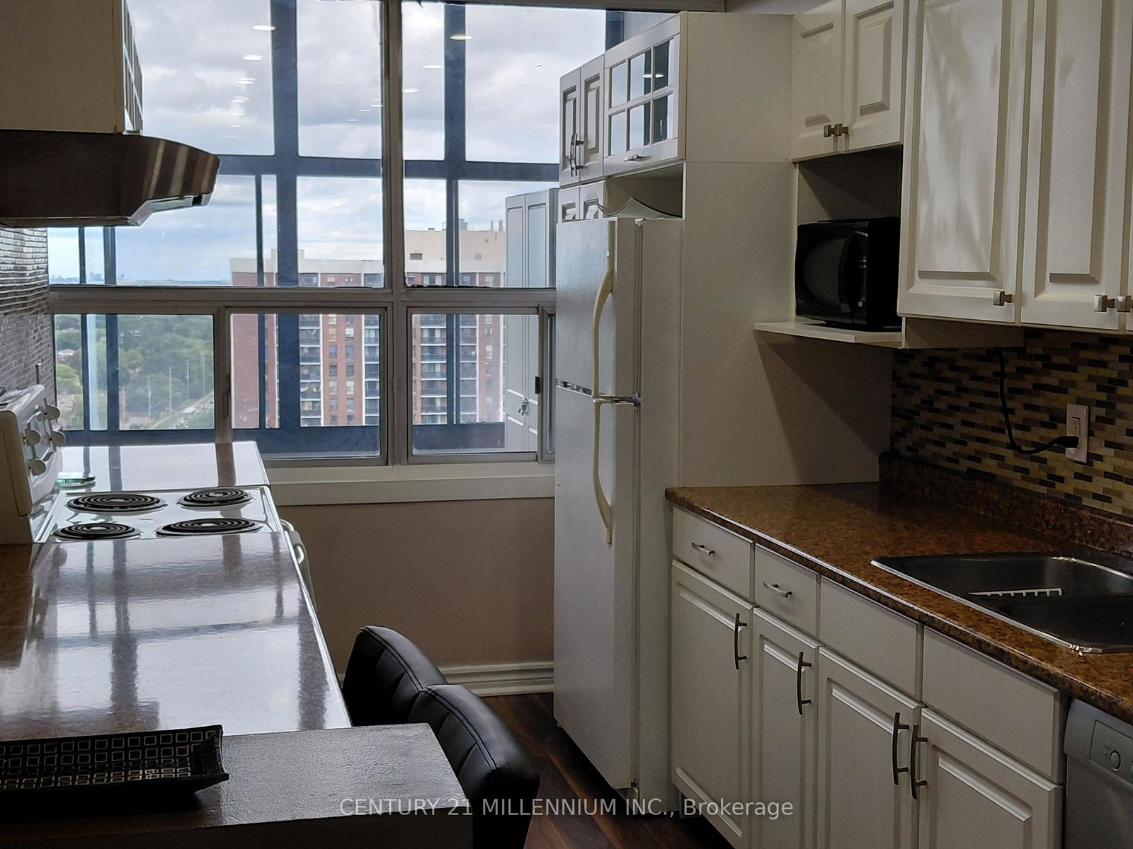 25-kensington-road-brampton-ontario-w13724834