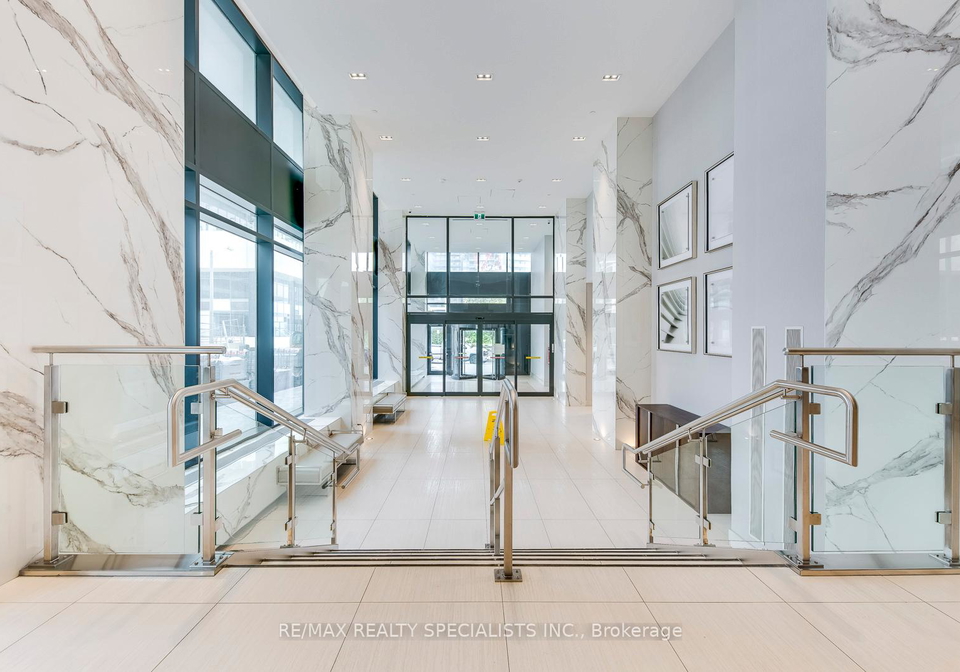 20-shore-breeze-drive-toronto-etobicoke-ontario-w13724998