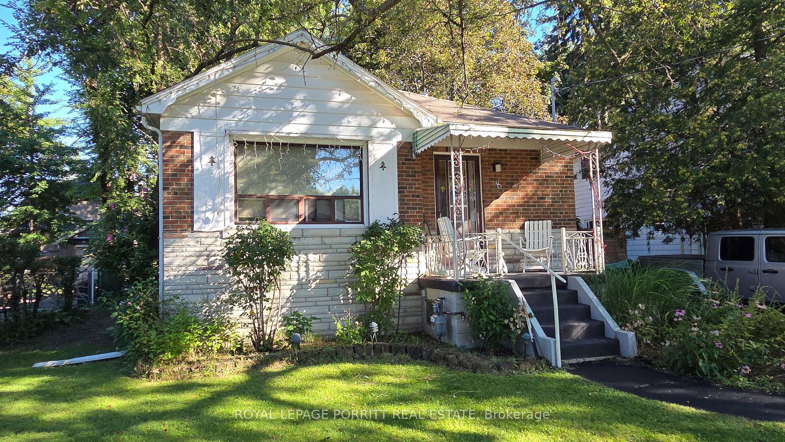 8-meaford-avenue-toronto-etobicoke-ontario-w13725004