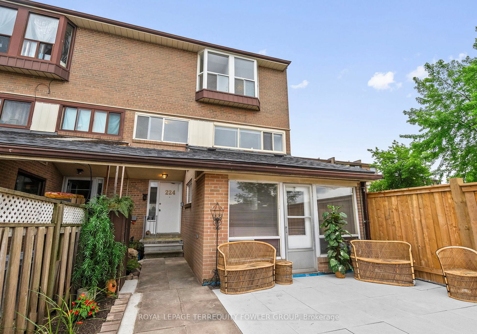 260-john-garland-boulevard-toronto-etobicoke-ontario-w13725076