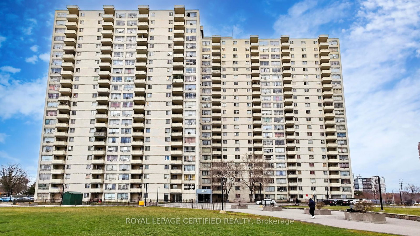 320-dixon-road-toronto-etobicoke-ontario-w13725098