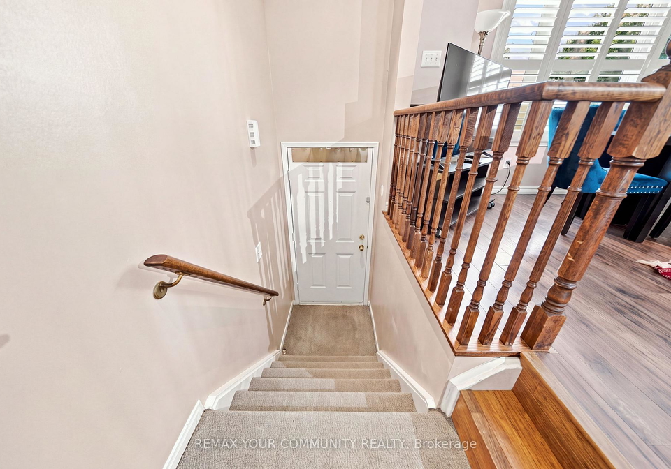 4975-southampton-drive-mississauga-ontario-w13725254