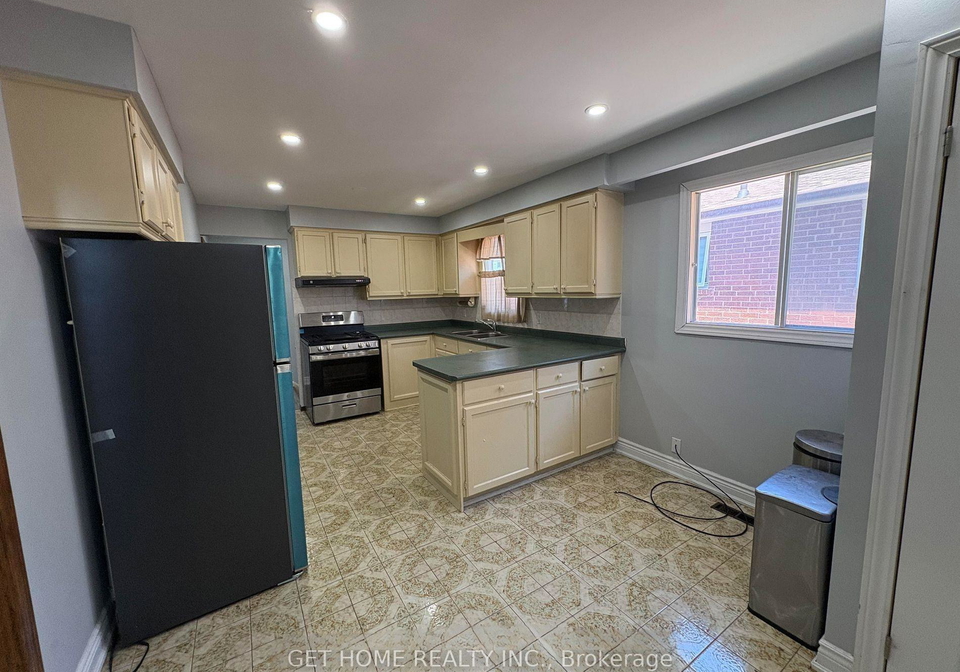 55-major-oaks-drive-brampton-ontario-w13725378