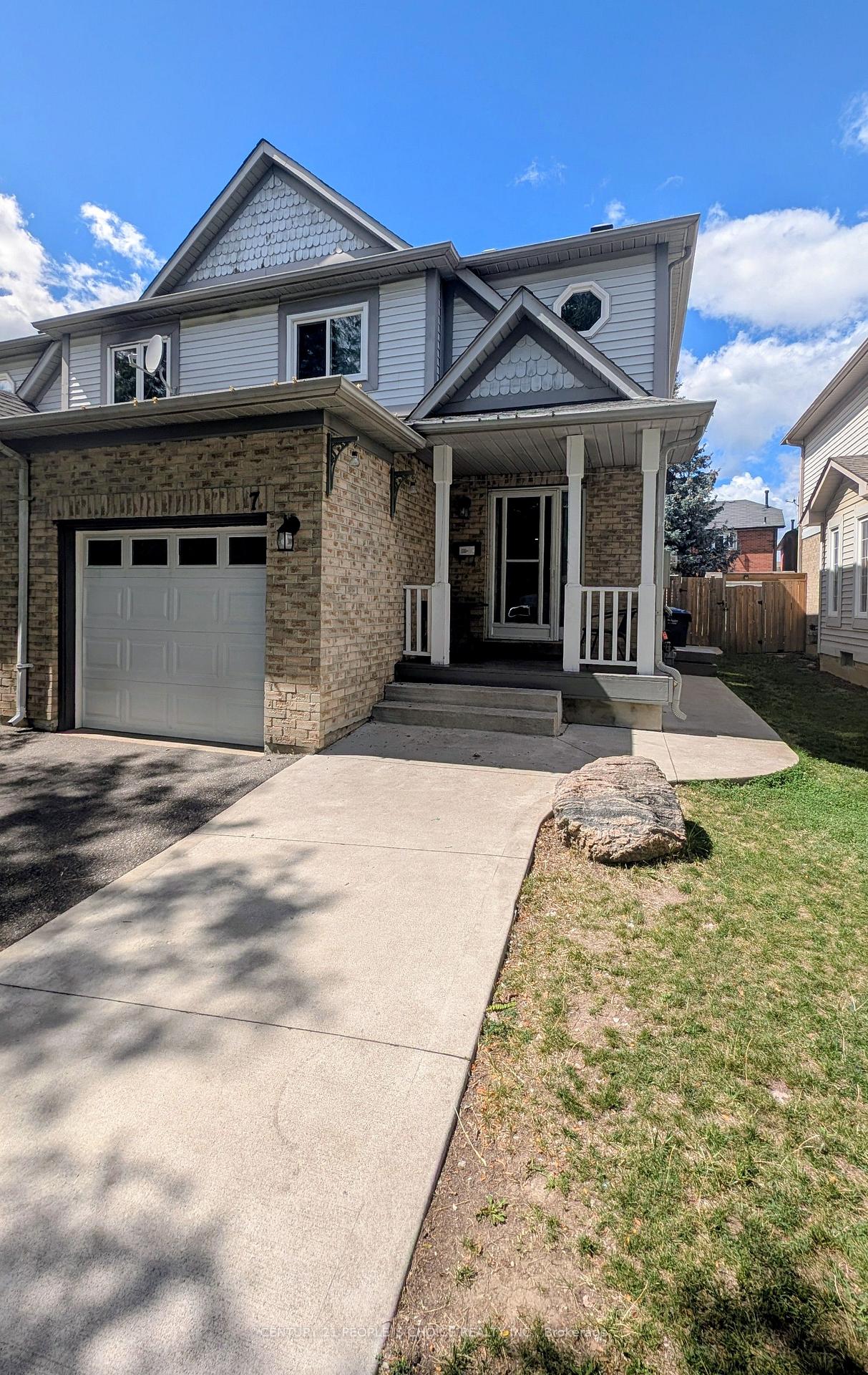 7-amazon-court-brampton-ontario-w13725398