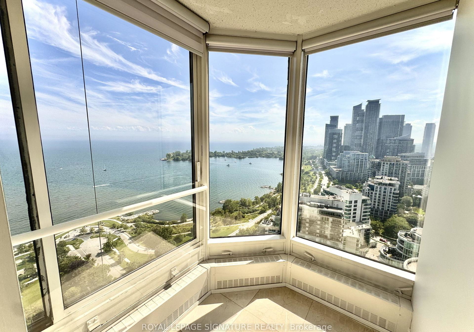 2045-lakeshore-boulevard-sw-toronto-etobicoke-ontario-w13725482