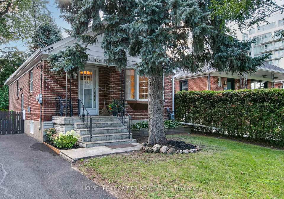 132-wesley-street-toronto-etobicoke-ontario-w13725732