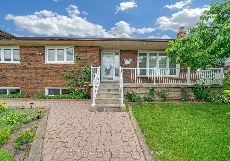 110-harding-avenue-toronto-north-york-ontario-w13726152