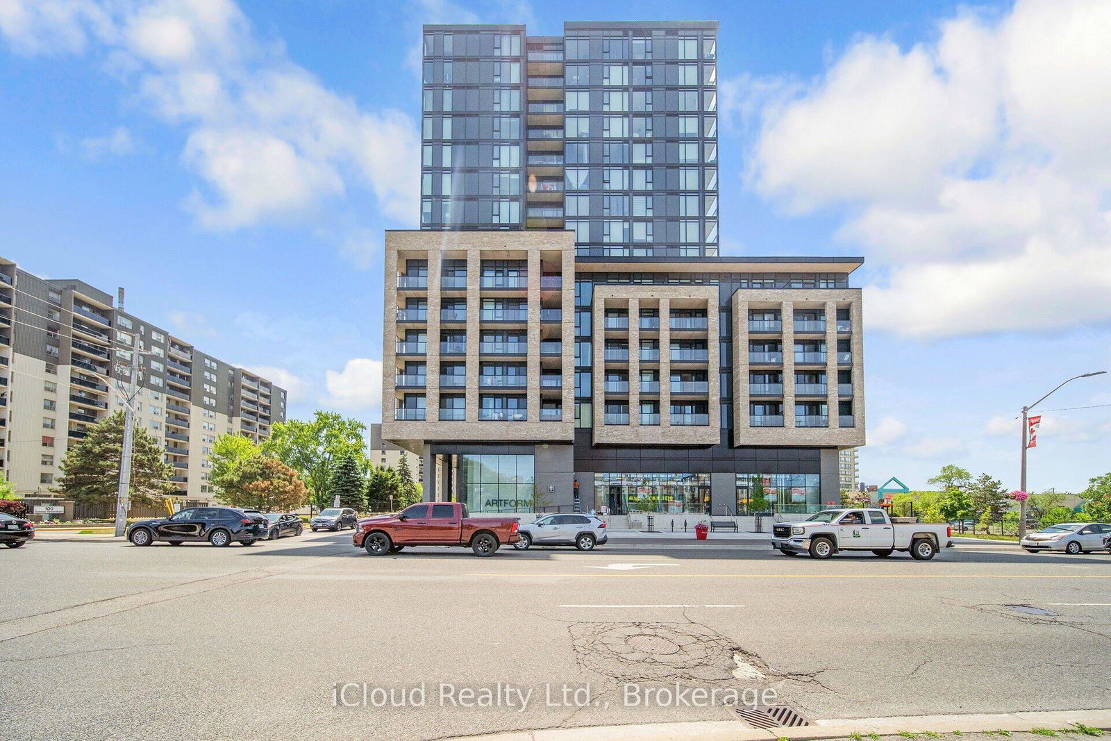 86-dundas-street-e-mississauga-ontario-w13726346