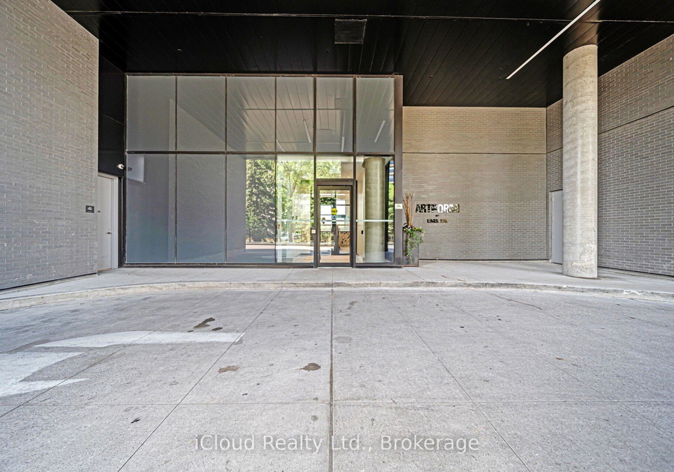 86-dundas-street-e-mississauga-ontario-w13726346