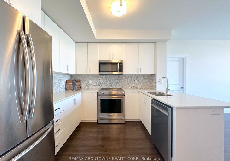 2333-taunton-road-oakville-ontario-w13726632