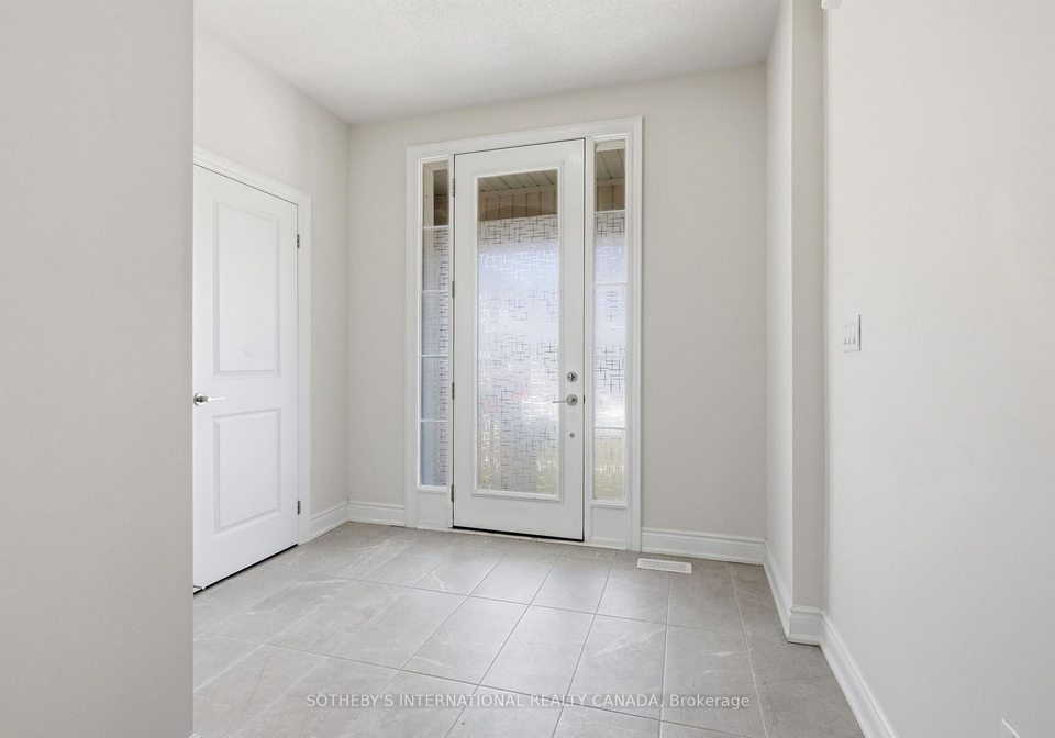 32-bermondsey-way-brampton-ontario-w13726752