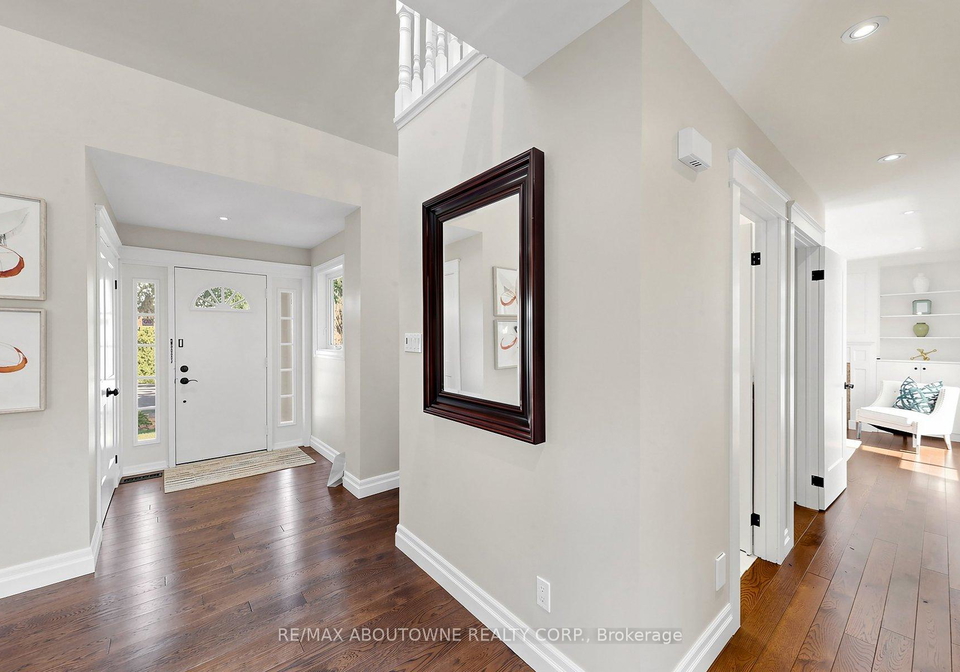 1304-devon-road-oakville-ontario-w13726842